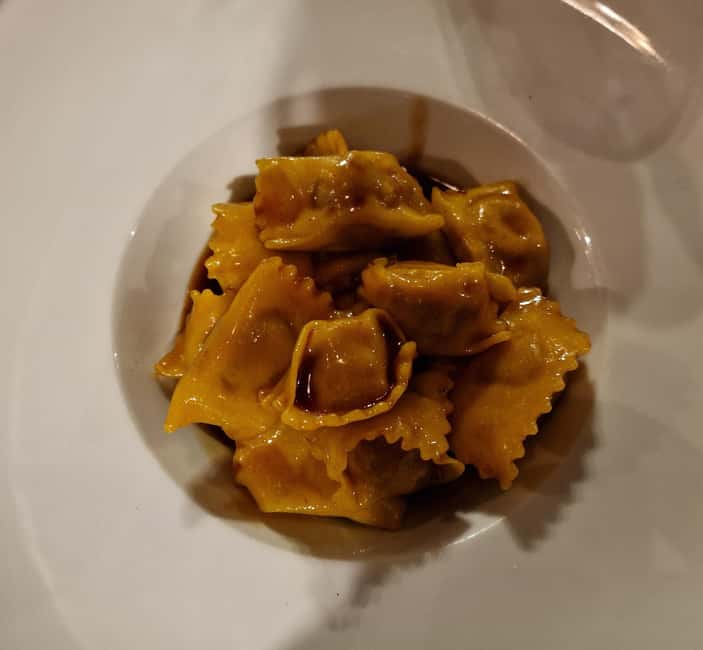 Siena: Private Pasta Cooking Class in an ancient farmhouse - Key Points