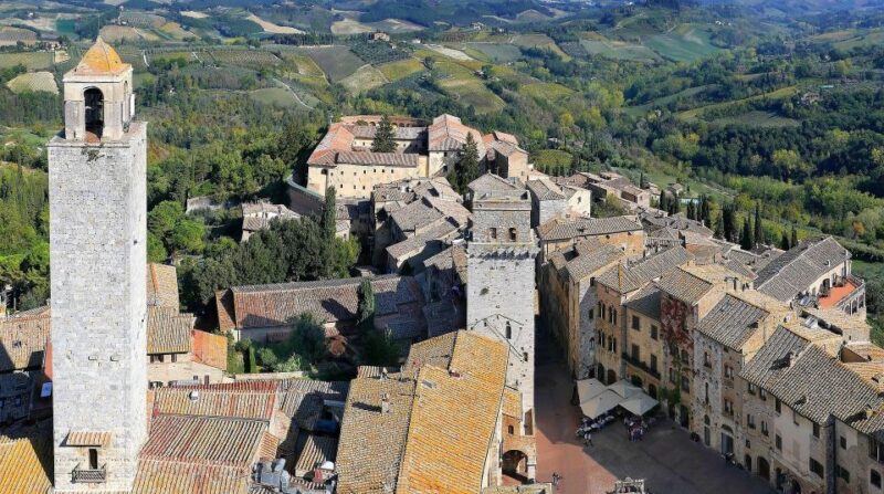 Siena, San Gimignano & Chianti: Day Trip from Florence - Monteriggioni’s Medieval Walls and Atmosphere