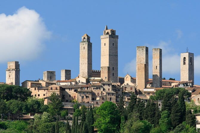 Siena San Gimignano Pisa Escorted Transport and Optional Lunch - Departure and Group Size for the Tuscany Day Trip