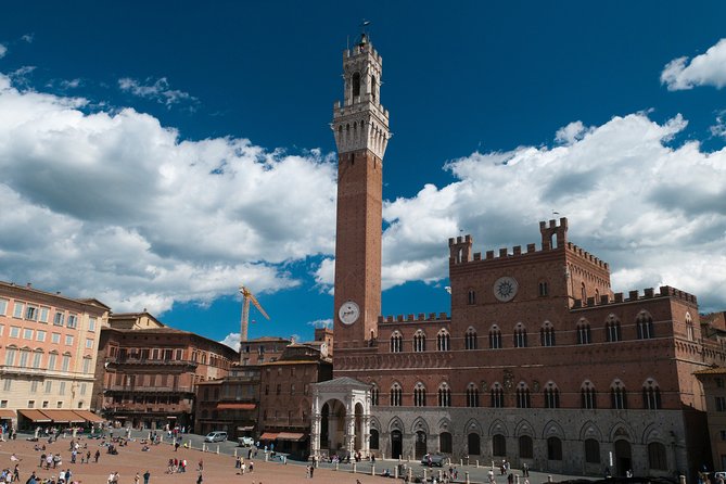 Siena Tour and exclusive window on Piazza del Campo - Strolling Through Siena’s Iconic Piazza del Campo