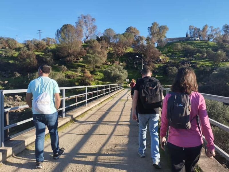 Sierra de Andújar: Hiking Trail along the Jándula River - Crossing the Encinarejo Dam and Visiting the Village