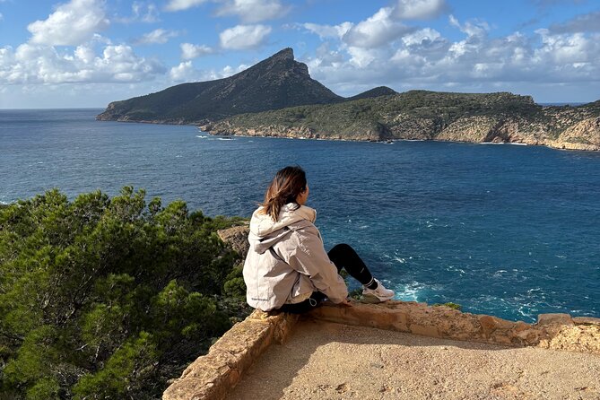 Sierra de Tramuntana hike with transportation and small picnic - The Charming Picnic and Seasonal Highlights