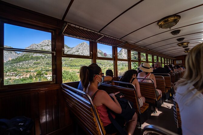 Sierra Tramuntana: Mountain Tops and Cosy Villages - Discovering Soller’s Artistic and Architectural Charm