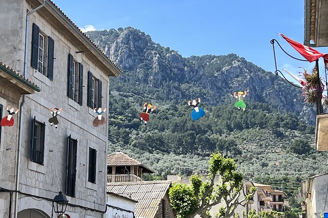 Sierra Tramuntana: Mountain Tops and Cosy Villages - Logistics and Group Size