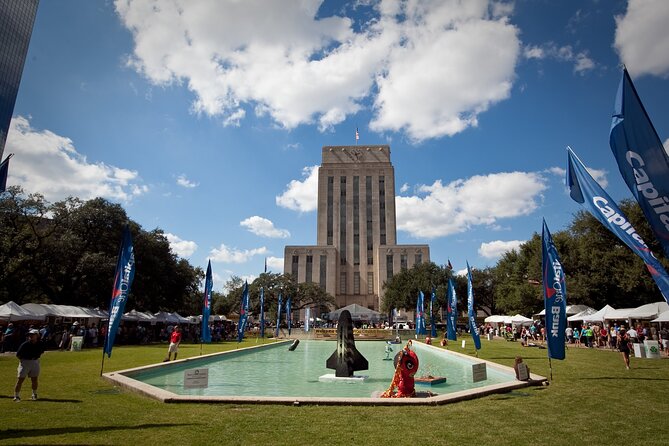 Sights of Downtown Houston Smartphone Audio Walking Tour - Cultural and Entertainment Venues