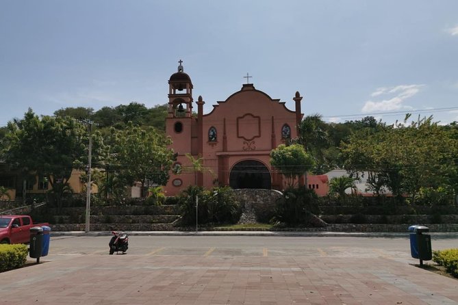 Sightseeing and City Tour - Playa La Entrega: Breathtaking Views in a Brief Stop