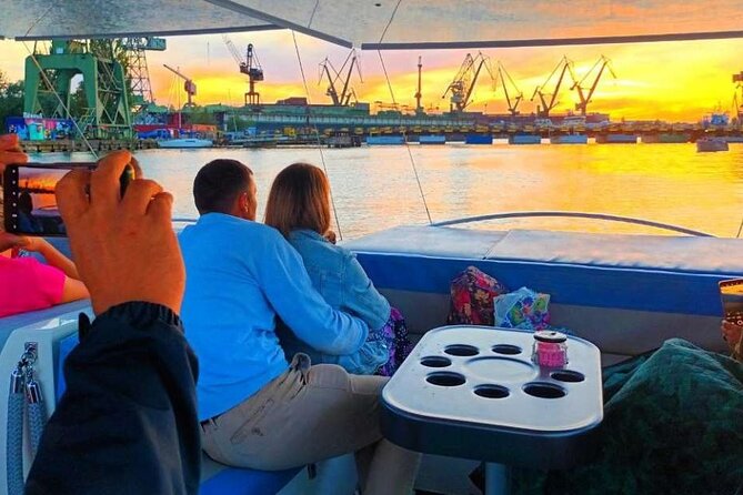 Sightseeing Cruise around the Old Town of Gdansk - Discover the Old Town of Gdansk from the Water on a Sightseeing Cruise