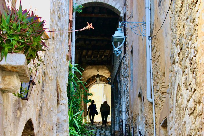 Sightseeing tour from Nice to Saint-Paul-de-Vence and Provence - Logistics and Practical Details