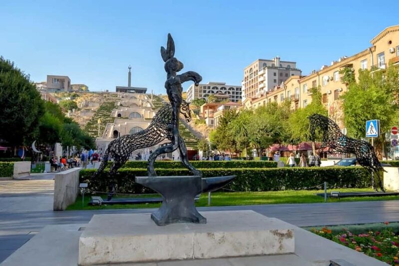 Sightseeing tour in Yerevan, Megerian Carpet, Soviet Club - Time for Photos and Relaxation at a Local Spot