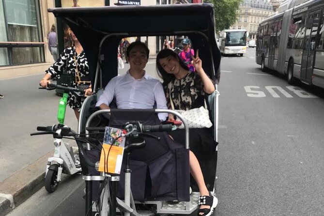 Sightseeing tour of most iconic parisian monuments (rickshaw) - The Champs-Elysees and the Arc de Triomphe