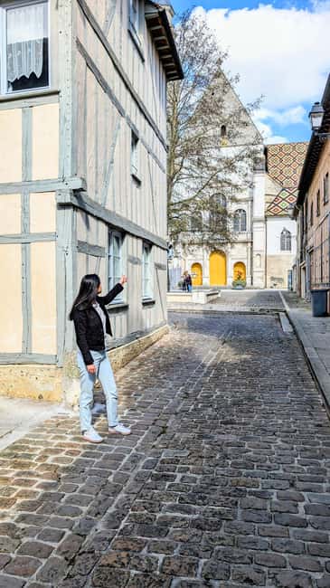 Sightseeing tour of the historic center of Troyes - Key Points