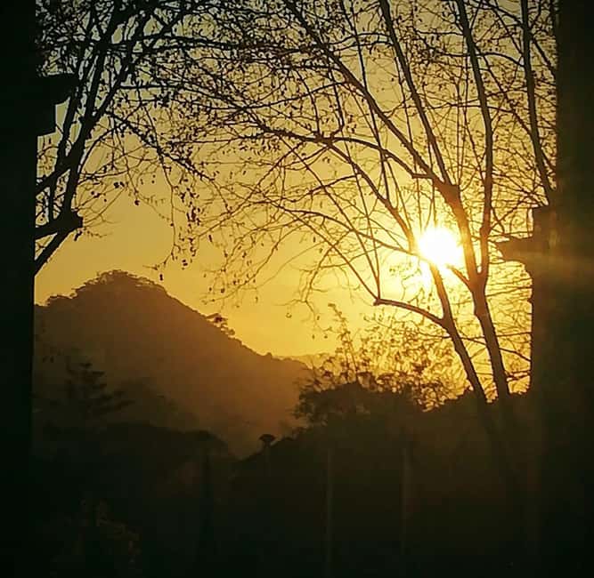 Sightseeing Tour Sintra and Cascais with Cabo da Roca - Explore Sintra, Cascais, and Cabo da Roca in a Full-Day Guided Tour