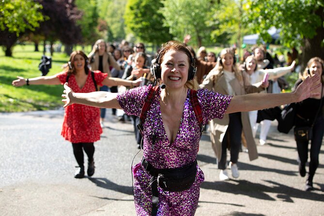 Silent Disco Walking Tours West End Boogie Shoes - Practical Aspects: Group Size, Duration, and Physical Requirements