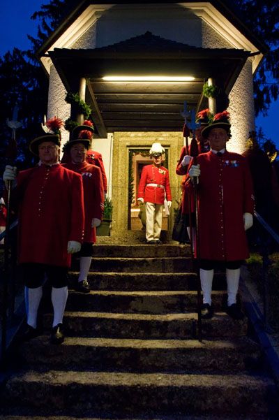 Silent Night Oberndorf Christmas Eve Tour from Salzburg - Why Choose This Tour for Christmas Eve