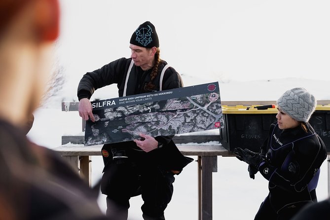 Silfra Drysuit Snorkeling with Free Photos - Meet on Location - Equipment and Comfort: Wet Suit and Drysuit Options