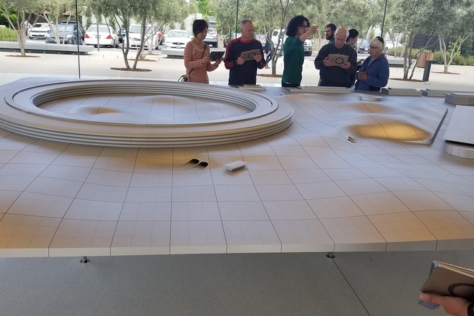 Silicon Valley Private Tour - Visiting Stanford University’s Campus and Historic Buildings