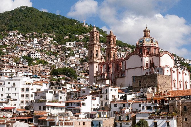 Silver City of Taxco: Full Day Tour from Mexico City - Visiting Santa Prisca de Taxco: An Architectural Gem