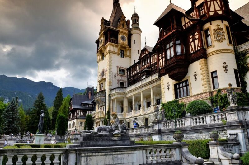 Sinaia: Pele Castle Tour with An Expert Guide - Sinaia: Pele Castle Tour with An Expert Guide