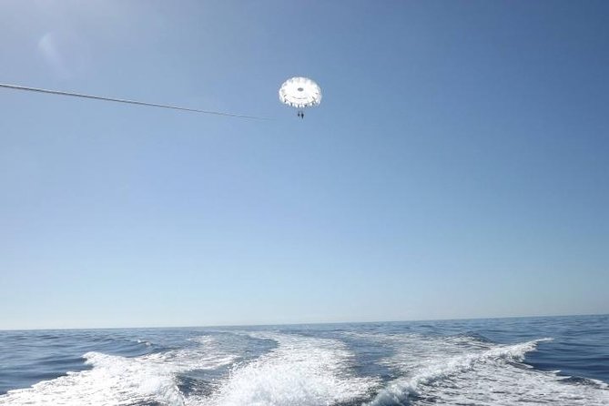 Single, or Double PARASAILING in Cabo with Views of The Arch - Group Size and Booking Details