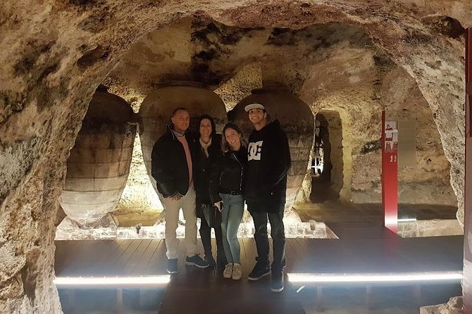 Singular Valencia Wine Tour Utiel Requena Wineries - Explore Valencia’s Utiel Requena Wine Region with a Full-Day Tour