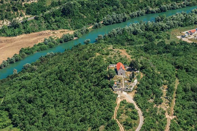 Sinj: Panoramic Flight over Peruca Lake and Dinara mountain - Key Points