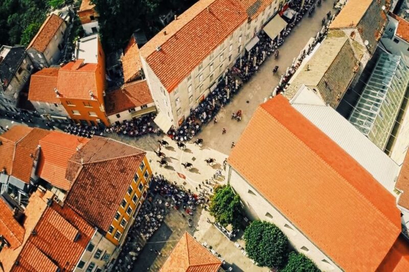 Sinj: Panoramic Flight over Peruca Lake and Dinara mountain - Views of Sinj and Trilj from Above