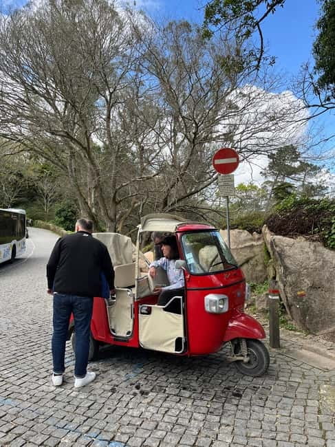 Sintra: 1-Hour Guided Tuk-Tuk Tour - Accessibility and Suitability Considerations