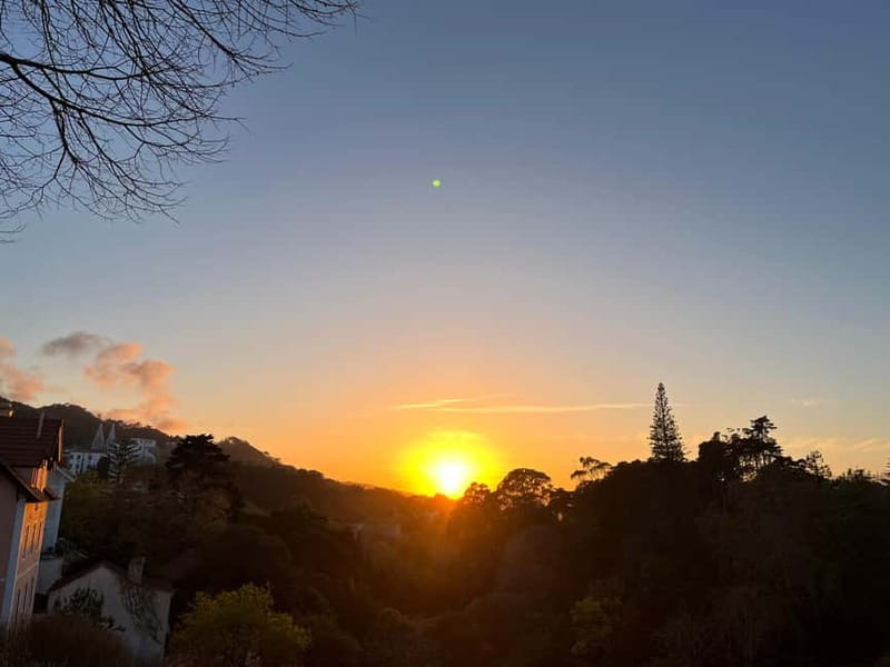 Sintra: 4-Hour Guided Tuk-Tuk Tour - Practical Logistics and Group Experience