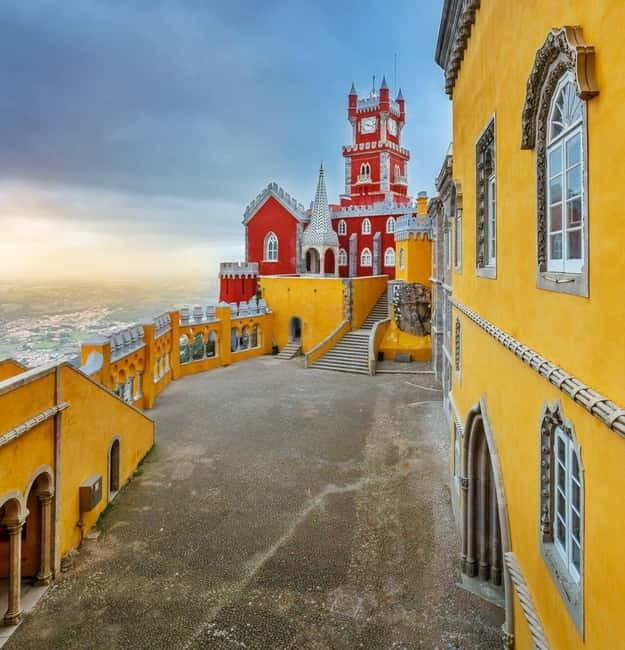 Sintra and Cabo da Roca Exclusive Tour with a Local Guide - Logistics and Meeting Point