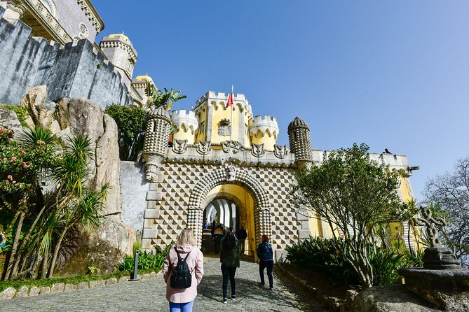 Sintra and Cascais Full Day Private Tour from Lisbon - Reaching the Iconic Cabo da Roca