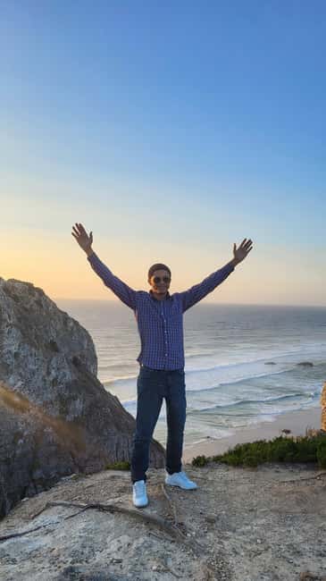 Sintra and Cascais: Private and Customizable Tour - Cascais and the Coast: Optional Beachside Stops and Scenic Views