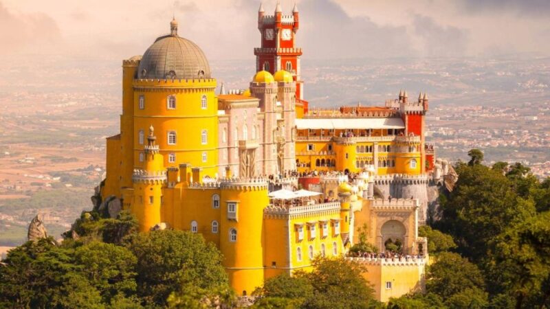 Sintra and Cascais: Private day Tour from Lisbon - Logistics and Practical Tips