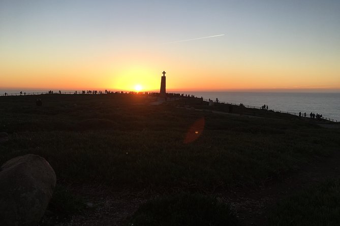Sintra and Cascais with a Local Guide - Group tour starting from Sintra - Logistics and Group Experience