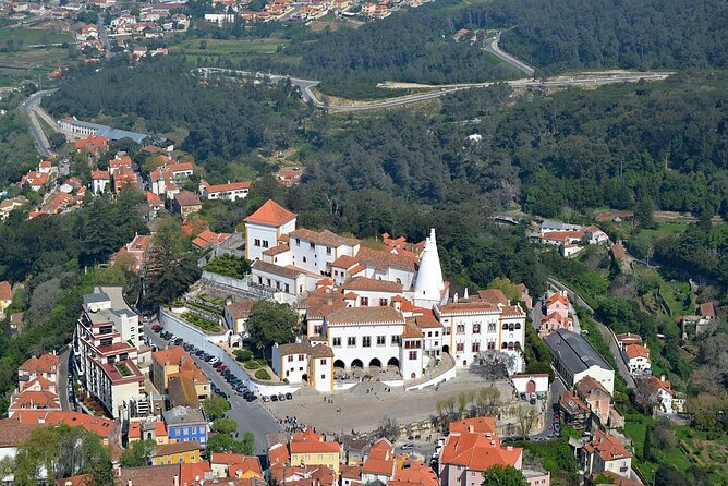 Sintra and Óbidos Tour from Lisbon - Sintra’s Royal Palaces and Historic Center