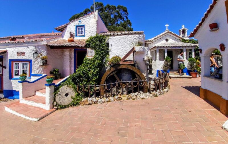 Sintra and the Amazing Dream Villages Tour - From Lisbon to the Tranquil Village of Azenhas do Mar
