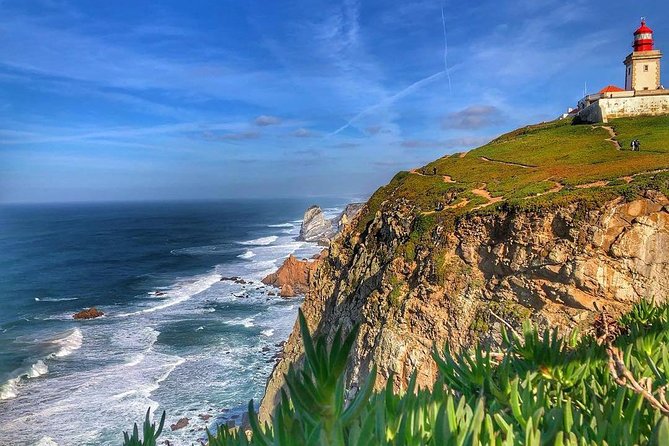 Sintra Cascais 4x4 Land Rover Photo Panoramic Private Tour - Discover Sintra’s Historic Palaces and Romantic Atmosphere