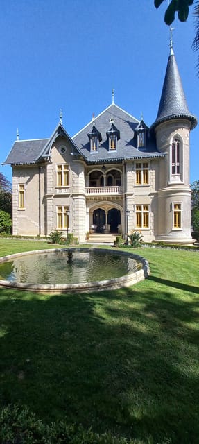 Sintra & Cascais in one day Renault 4L Tour (Full day) - Journey Through Sintras Palaces and Historic Sites