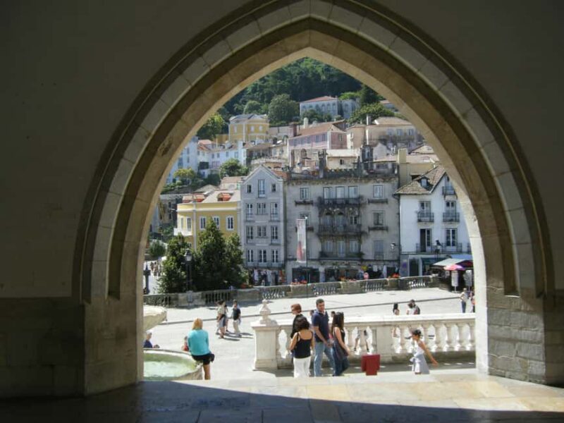 Sintra & Cascais: Tour for Fooddies with Local culture - Transition to Cascais and Coastal Flavors