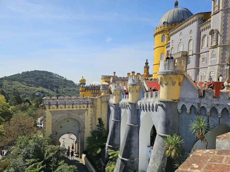 Sintra & Cascais: Tour With Portuguese Souvenir Shopping - From the Moorish Castle to the Atlantic Coast