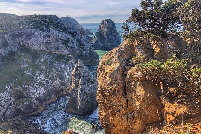 Sintra Cascais (Wine and Tapas) 4X4 Land Rover Panoramic Private Tour - Key Points