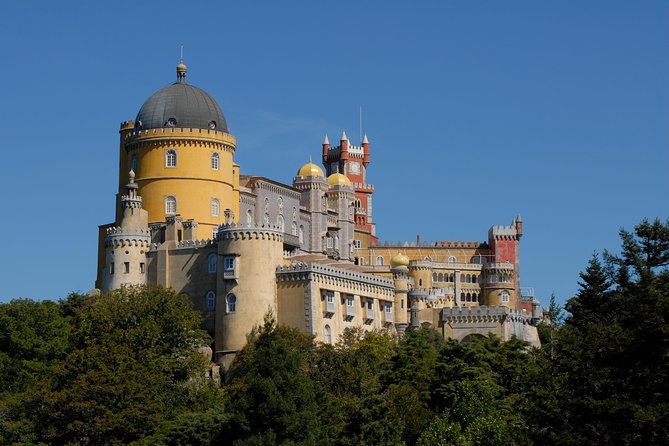 Sintra Deluxe from Lisbon with Pena Palace ticket - Free Time for Lunch in Sintra’s Historic Center