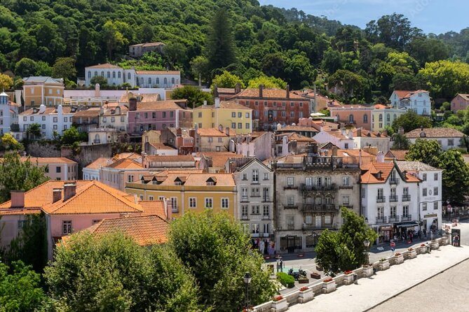 Sintra Essentials from Lisbon - Comfortable Transport and Expert Guides