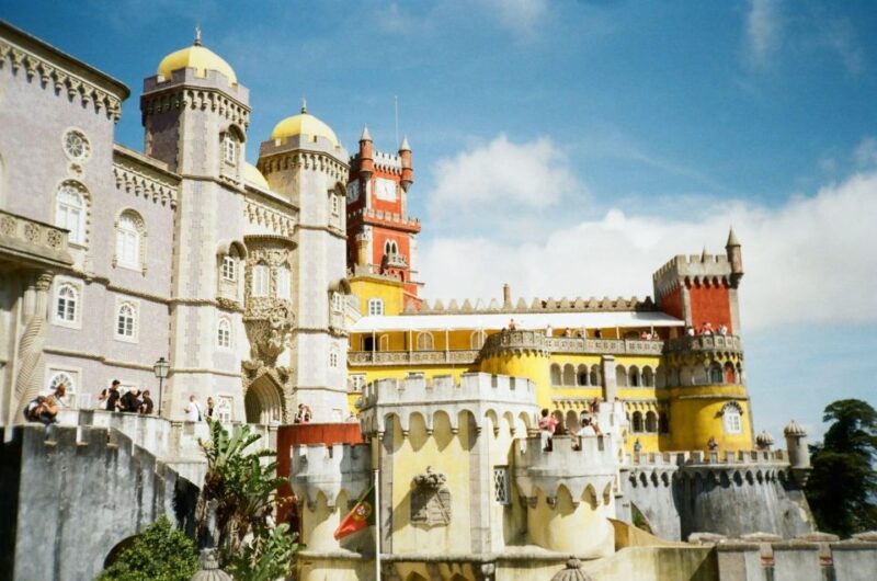 Sintra: Full Day guided tours by Van with Local guide - Key Points