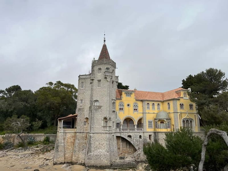 Sintra: Full-Day Guided Tuk-Tuk Tour - Scenic Stops and Panoramic Views