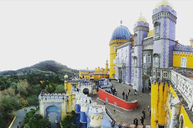 Sintra Half-Day Private Tour - A Journey through Wonderland - Exploring Sintra’s Historic Center at Your Pace