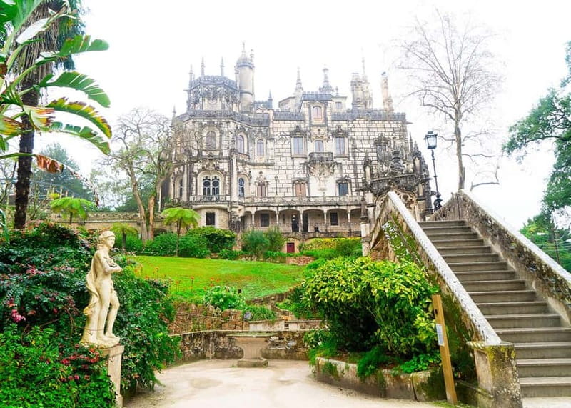 Sintra Half-Day Trip: Pena Palace & Quinta da Regaleira - Practicalities: Group Size, Transport, and Accessibility