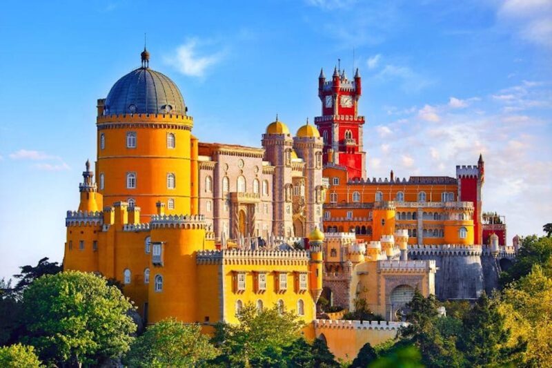 Sintra: History and Sightseeing Tuk Tuk Tour - Expert Guides and Personal Service