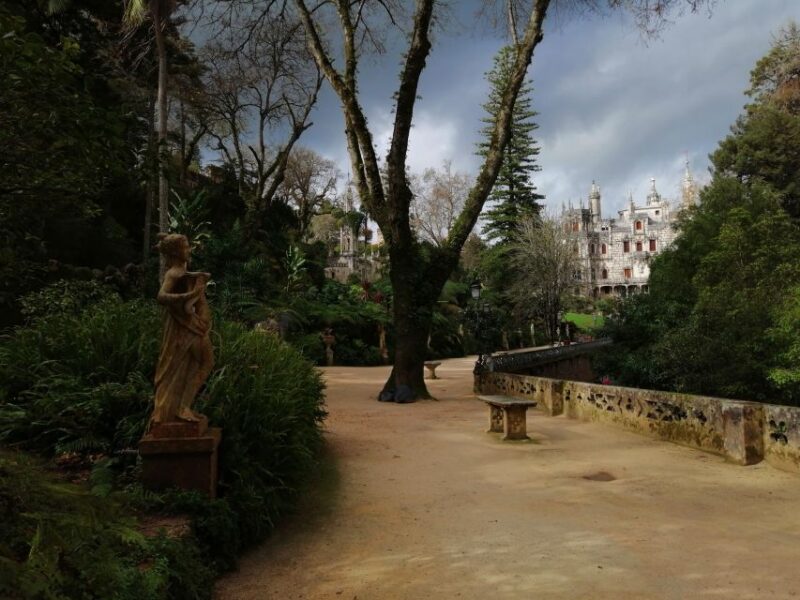 Sintra: Immersive Guided Walking Tour w/ Quinta da Regaleira - Exploring Sintra’s Historic Center and Palaces