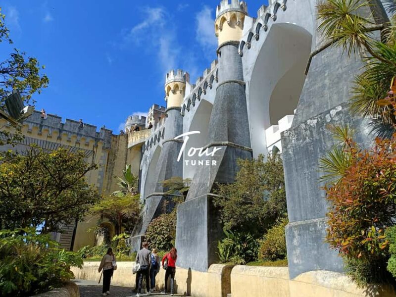 Sintra: Moorish Castle. Pena Palace. Cabo da Roca. & Cascais - Discovering Sintra’s Historic Charm on Foot