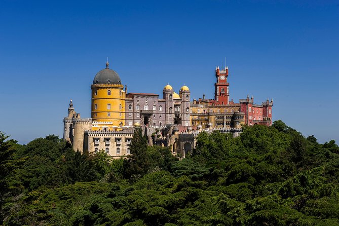 Sintra Palaces Private Tour with Pena Palace and Quinta da Regaleira - Key Points